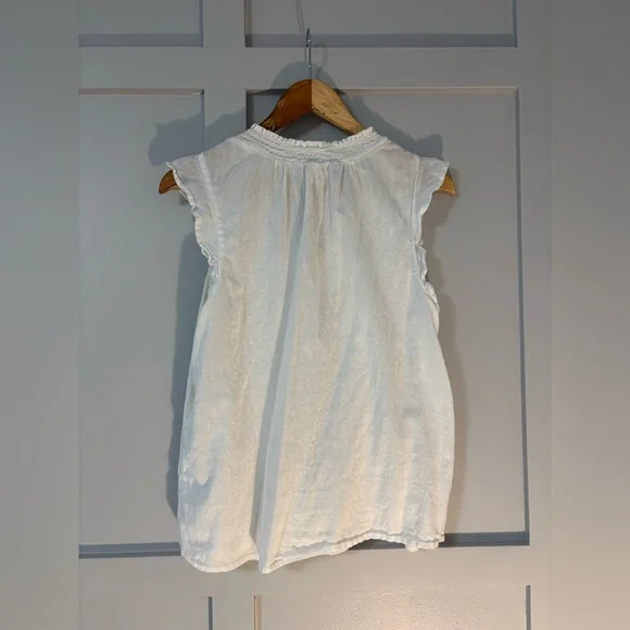 🖤Old Navy Crinkle Guaze Ruffle Cap Sleeve Top - Picture 6 of 8